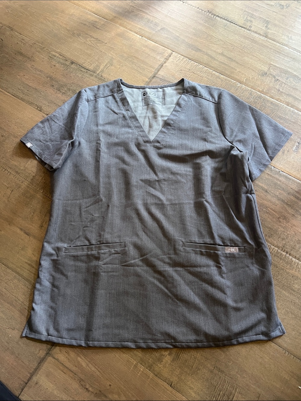 FIGS Women’s Scrub Top Size Large